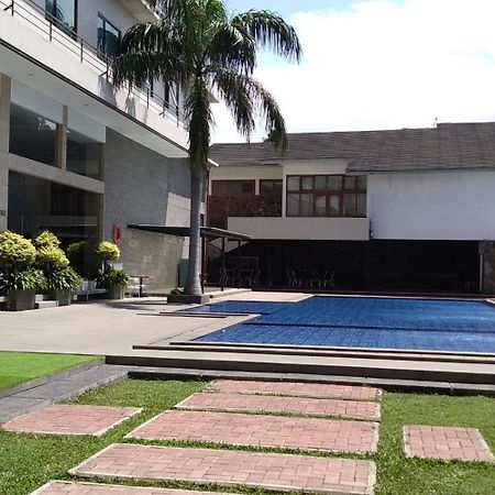 Novena Hotel Bandung Lembang Exterior foto
